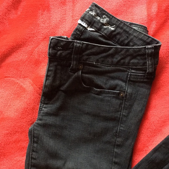 🖤AEO black low rise skinny jeans- Sz 4 - Picture 5 of 8